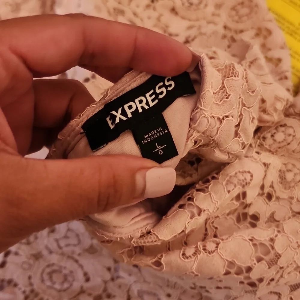 Express Top - Picture 6 of 7